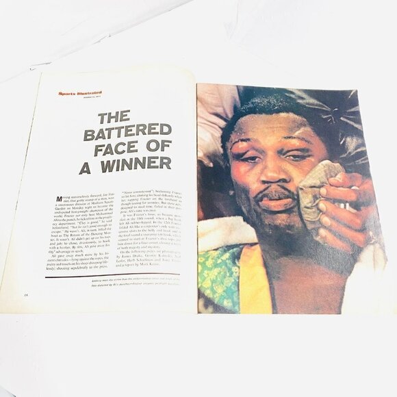 Sports Illustrated End of the Ali Legend - March 15, 1971 - Picture 4 of 4